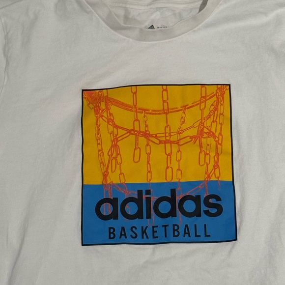 Men’s size large adidas lot 
4 t shirts and 2 sweatpants - Picture 9 of 9